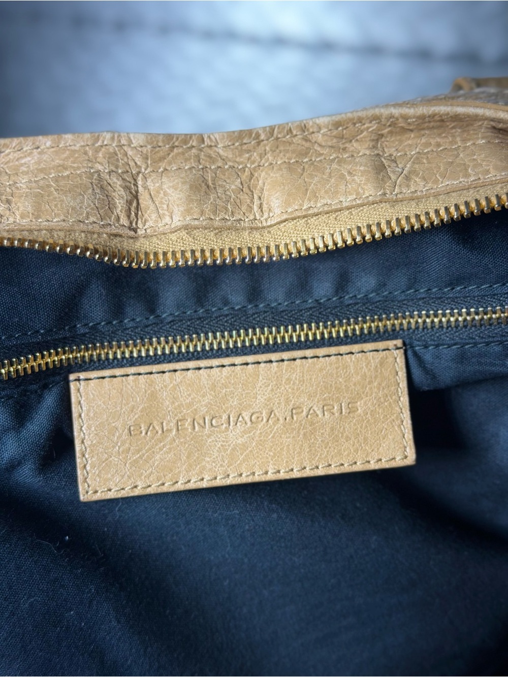 Balenciaga Classic Moto Medium City Bag in Beige GHW - Picture 9 of 11